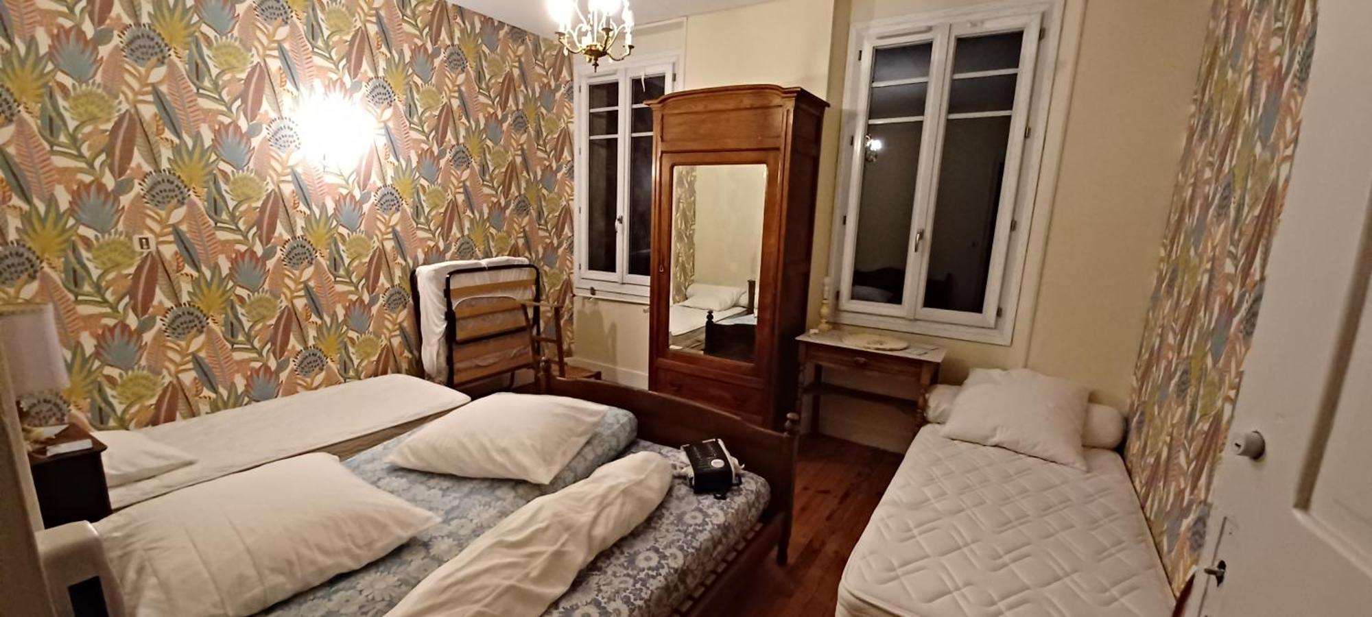 Chez Virginie - chambre du Bourg Lourdes Extérieur photo